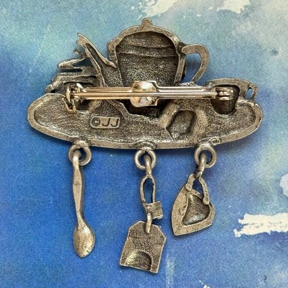 VINTAGE JONETTE JEWELRY Brooch Tea Time Matte Silver - Picture 2 of 5
